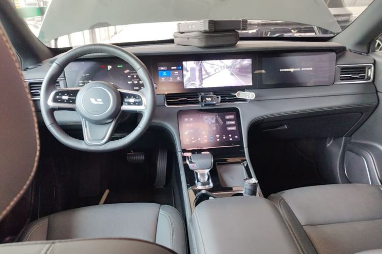 Used Li Auto ONE 2021 Extended-Range 6-Seater Version Center Console