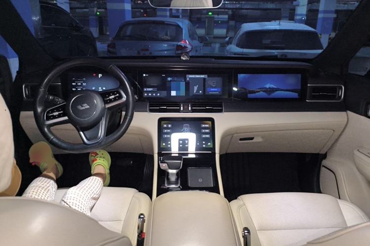 Used Li Auto ONE 2021 Extended-Range 6-Seater Version Center Console