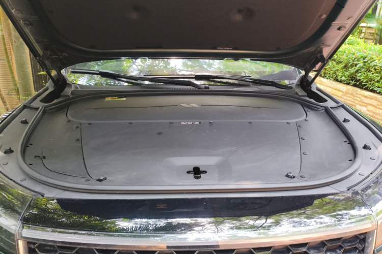 Used Li Auto ONE 2021 Extended-Range 6-Seater Version Engine Bay