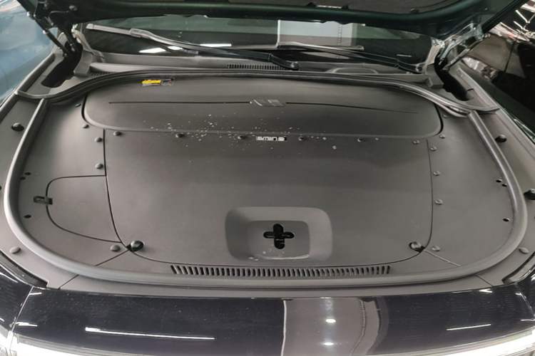 Used Li Auto ONE 2021 Extended-Range 6-Seater Version Engine Bay
