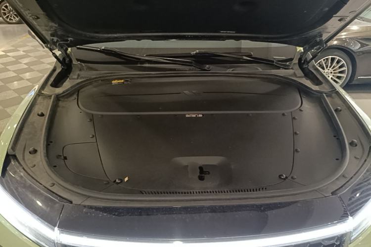 Used Li Auto ONE 2021 Extended-Range 6-Seater Version Engine Bay