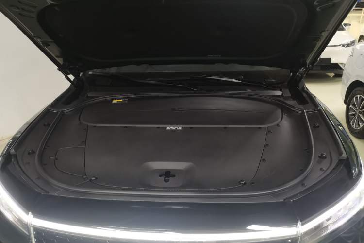 Used Li Auto ONE 2021 Extended-Range 6-Seater Version Engine Bay