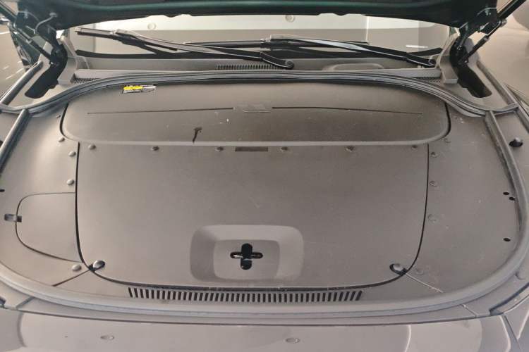 Used Li Auto ONE 2021 Extended-Range 6-Seater Version Engine Bay