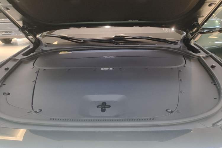 Used Li Auto ONE 2021 Extended-Range 6-Seater Version Engine Bay