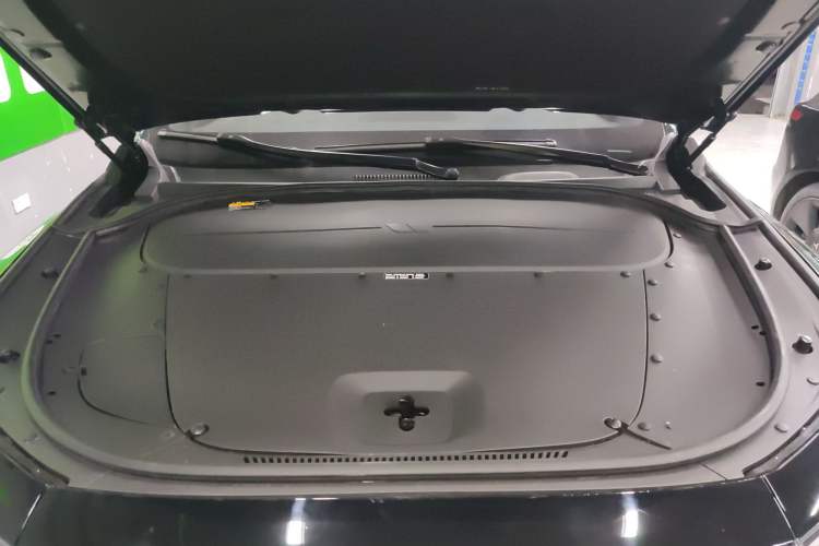Used Li Auto ONE 2021 Extended-Range 6-Seater Version Engine Bay