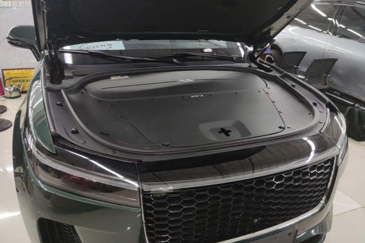 Used Li Auto ONE 2021 Extended-Range 6-Seater Version Engine Bay