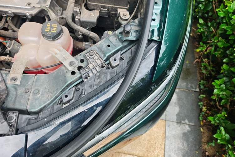 Used Li Auto ONE 2021 Extended-Range 6-Seater Version Engine Bay Left