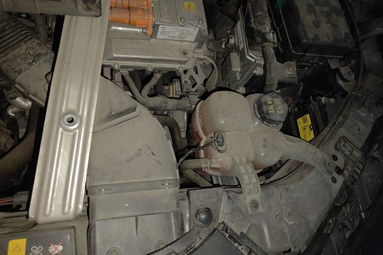 Used Li Auto ONE 2021 Extended-Range 6-Seater Version Engine Bay Left
