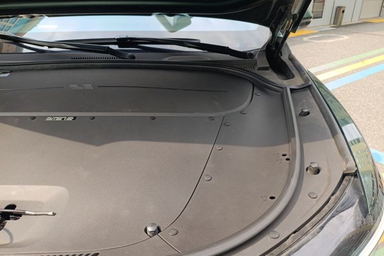 Used Li Auto ONE 2021 Extended-Range 6-Seater Version Engine Bay Left