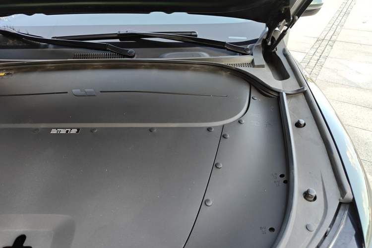 Used Li Auto ONE 2021 Extended-Range 6-Seater Version Engine Bay Left