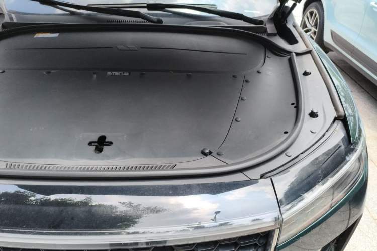 Used Li Auto ONE 2021 Extended-Range 6-Seater Version Engine Bay Left