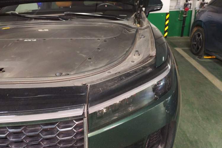 Used Li Auto ONE 2021 Extended-Range 6-Seater Version Engine Bay Left