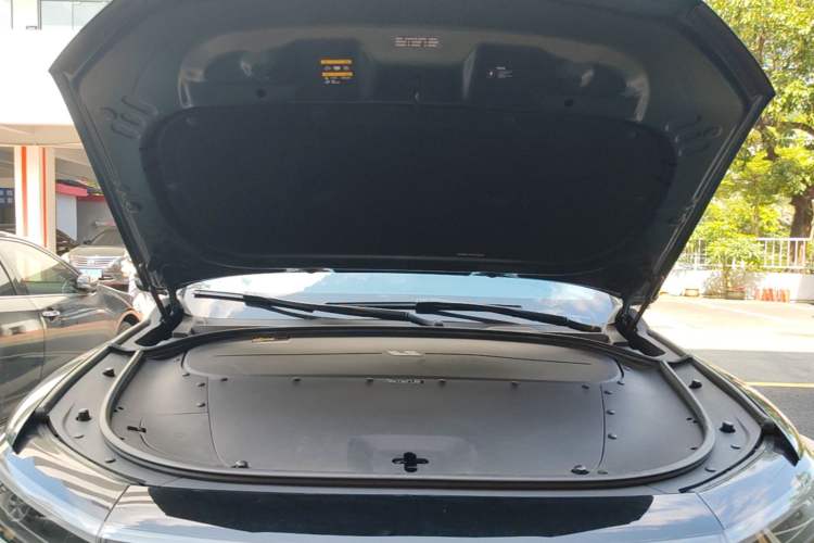 Used Li Auto ONE 2021 Extended-Range 6-Seater Version Engine Bay
