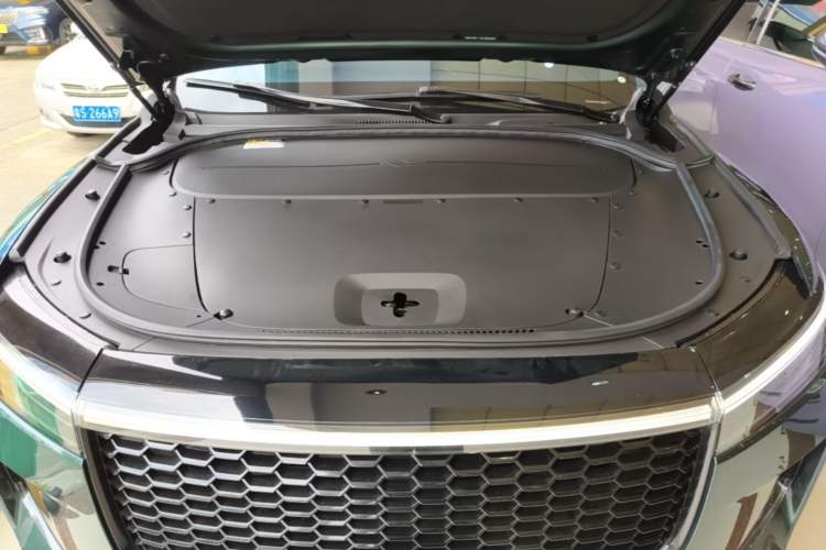 Used Li Auto ONE 2021 Extended-Range 6-Seater Version Engine Bay