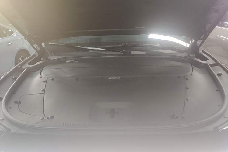 Used Li Auto ONE 2021 Extended-Range 6-Seater Version Engine Bay