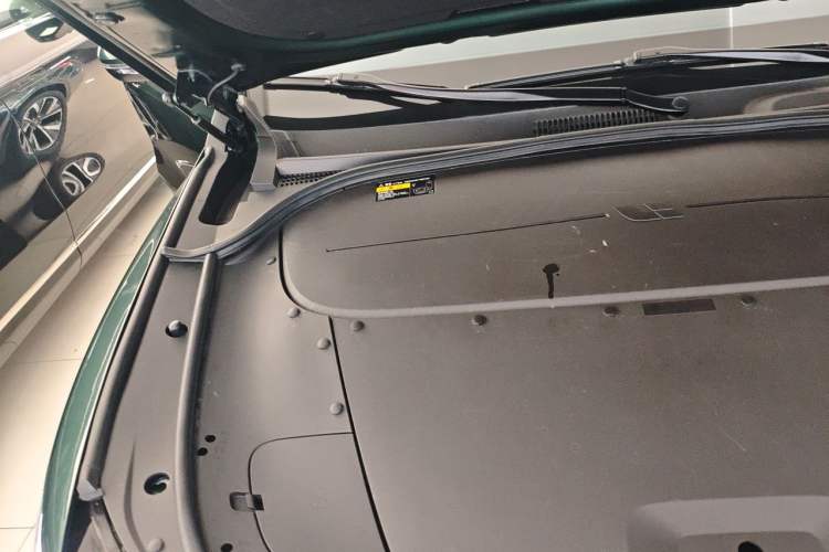 Used Li Auto ONE 2021 Extended-Range 6-Seater Version Engine Bay Right
