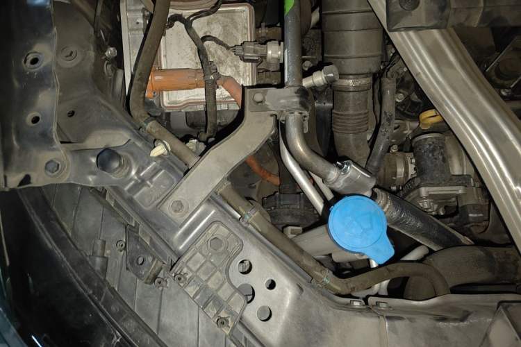 Used Li Auto ONE 2021 Extended-Range 6-Seater Version Engine Bay Right