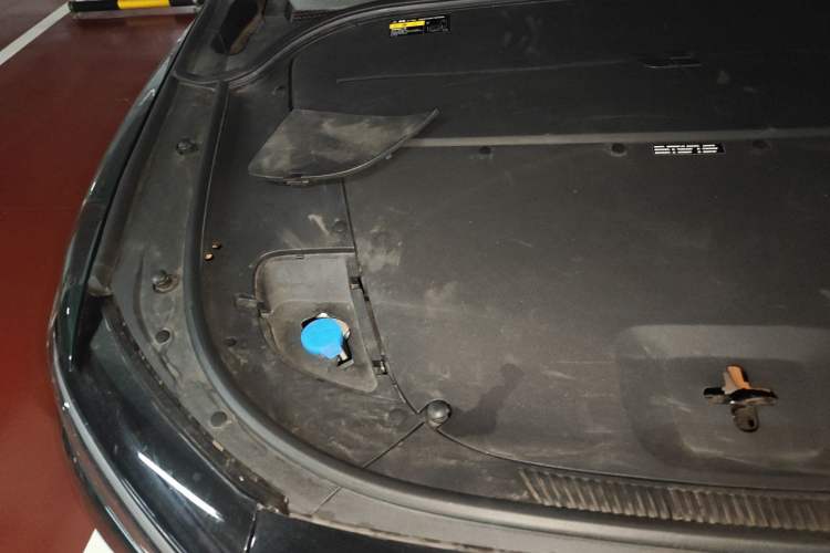 Used Li Auto ONE 2021 Extended-Range 6-Seater Version Engine Bay Right