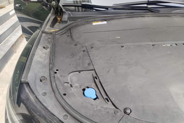 Used Li Auto ONE 2021 Extended-Range 6-Seater Version Engine Bay Right