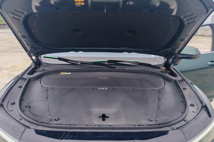 Used Li Auto ONE 2021 Extended-Range 6-Seater Version Engine Bay