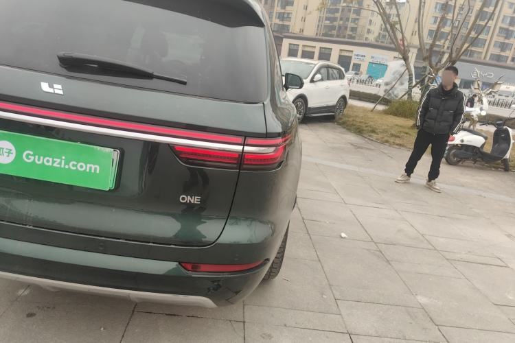 Used Li Auto ONE 2021 Extended-Range 6-Seater Version Exterior 2