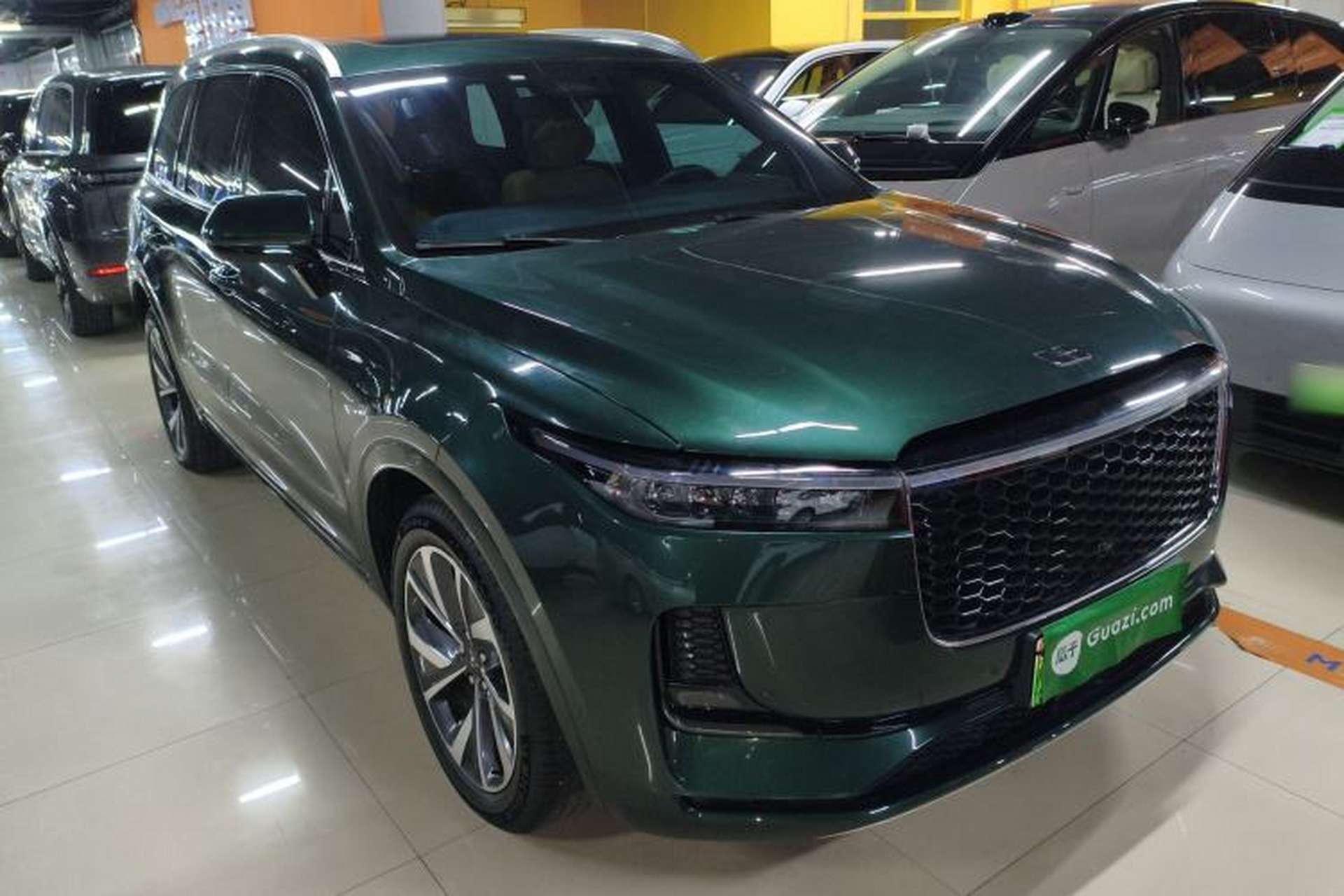 Used Li Auto ONE 2021 Extended-Range 6-Seater Version Exterior 2