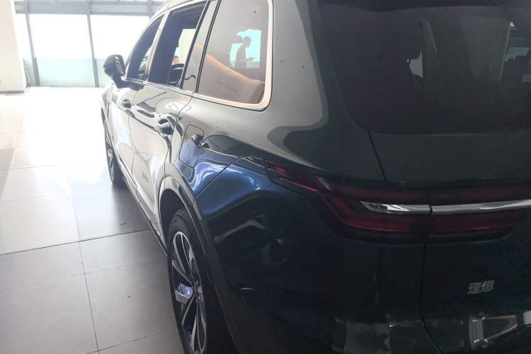 Used Li Auto ONE 2021 Extended-Range 6-Seater Version Exterior 3
