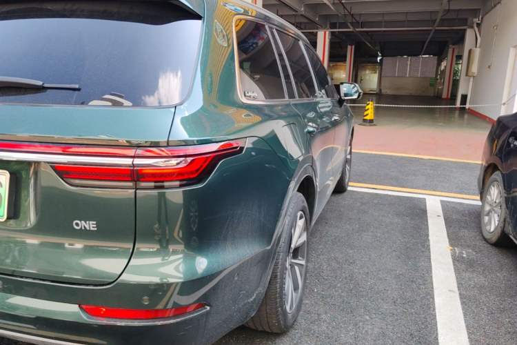 Used Li Auto ONE 2021 Extended-Range 6-Seater Version Exterior 3
