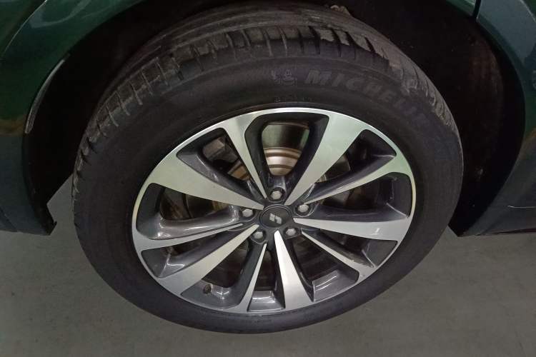 Used Li Auto ONE 2021 Extended-Range 6-Seater Version Exterior 3