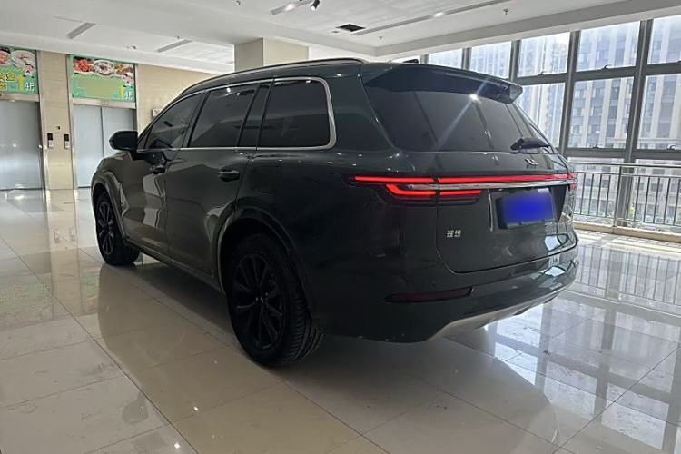 Used Li Auto ONE 2021 Extended-Range 6-Seater Version Exterior 4