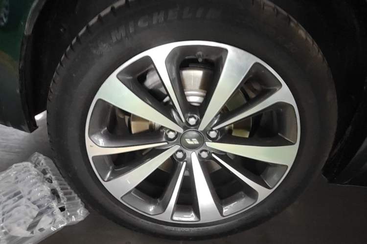 Used Li Auto ONE 2021 Extended-Range 6-Seater Version Exterior 5