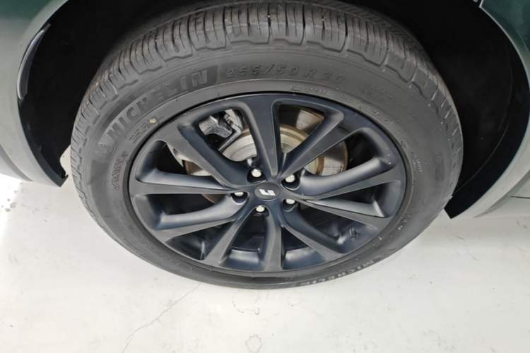 Used Li Auto ONE 2021 Extended-Range 6-Seater Version Exterior 5