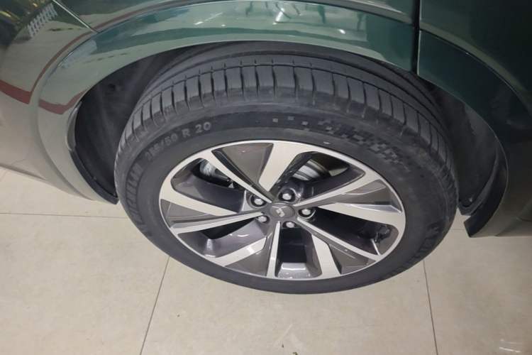 Used Li Auto ONE 2021 Extended-Range 6-Seater Version Exterior 5