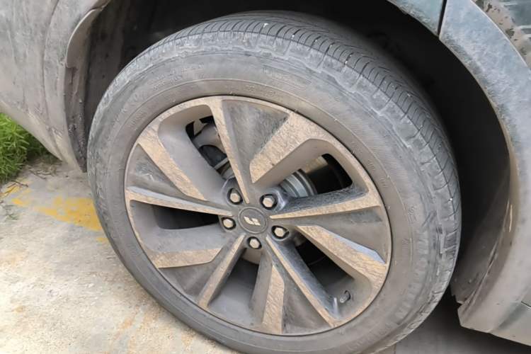 Used Li Auto ONE 2021 Extended-Range 6-Seater Version Exterior 5