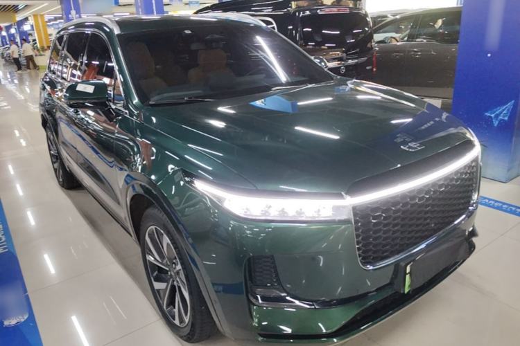 Used Li Auto ONE 2021 Extended-Range 6-Seater Version Front Right 45 Deg