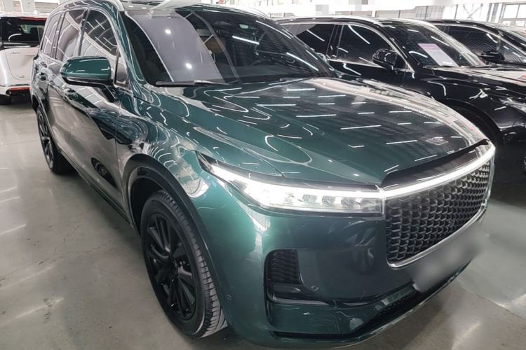 Used Li Auto ONE 2021 Extended-Range 6-Seater Version Front Right 45 Deg