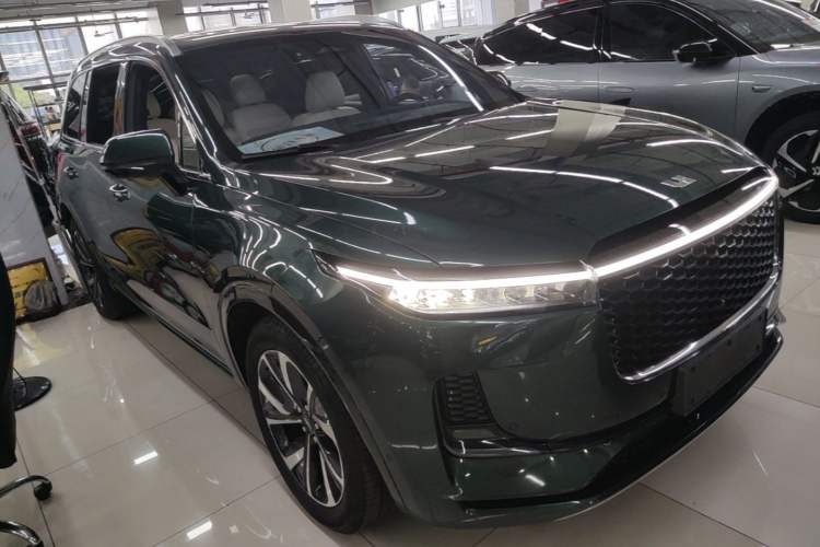 Used Li Auto ONE 2021 Extended-Range 6-Seater Version Front Right 45 Deg