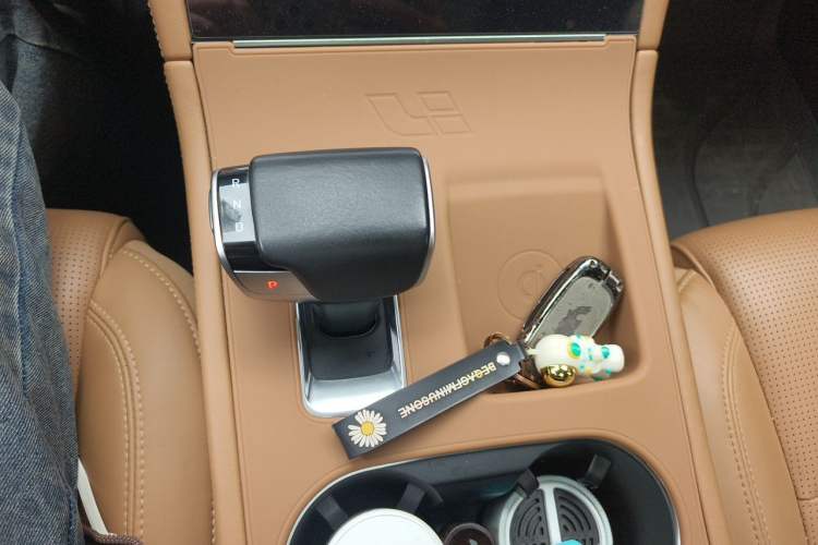 Used Li Auto ONE 2021 Extended-Range 6-Seater Version Gear Lever