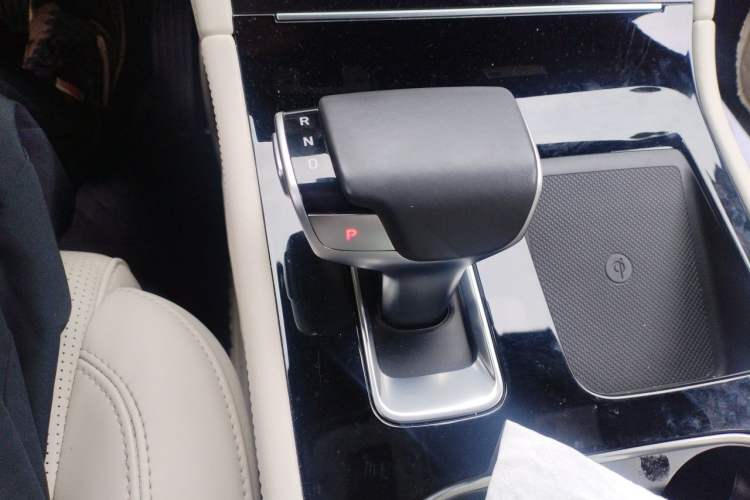 Used Li Auto ONE 2021 Extended-Range 6-Seater Version Gear Lever