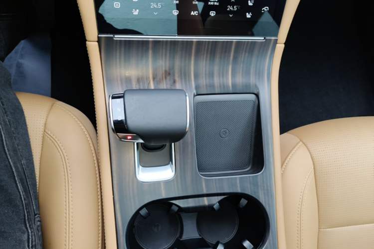 Used Li Auto ONE 2021 Extended-Range 6-Seater Version Gear Lever