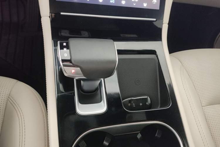 Used Li Auto ONE 2021 Extended-Range 6-Seater Version Gear Lever