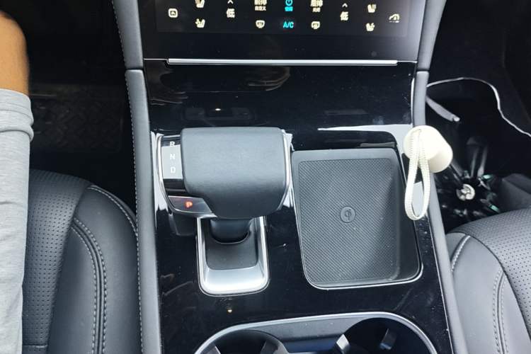 Used Li Auto ONE 2021 Extended-Range 6-Seater Version Gear Lever