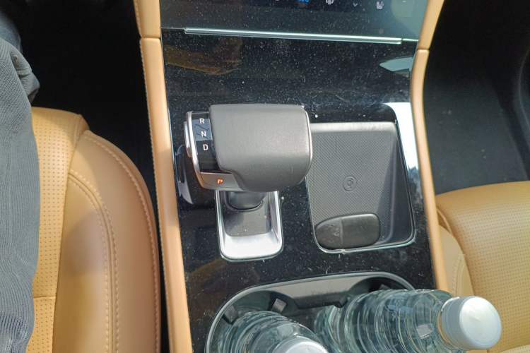 Used Li Auto ONE 2021 Extended-Range 6-Seater Version Gear Lever