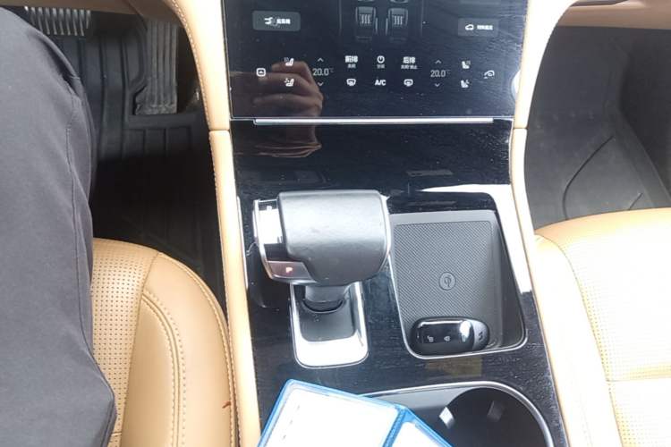 Used Li Auto ONE 2021 Extended-Range 6-Seater Version Gear Lever