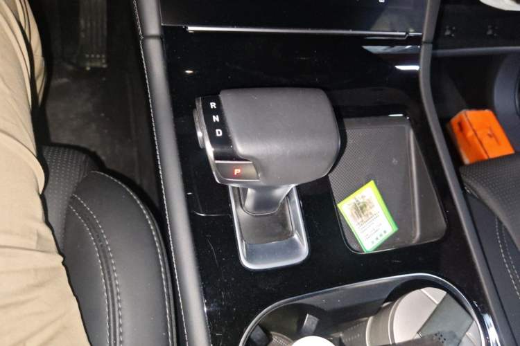Used Li Auto ONE 2021 Extended-Range 6-Seater Version Gear Lever