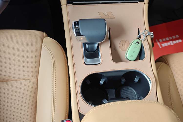 Used Li Auto ONE 2021 Extended-Range 6-Seater Version Gear Lever