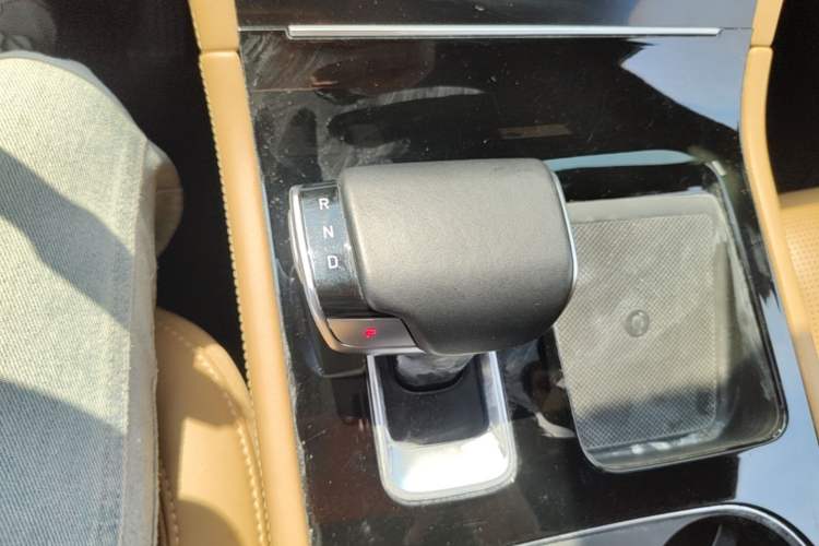 Used Li Auto ONE 2021 Extended-Range 6-Seater Version Gear Lever