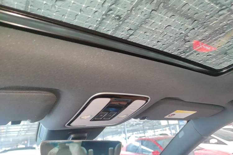 Used Li Auto ONE 2021 Extended-Range 6-Seater Version Headliner