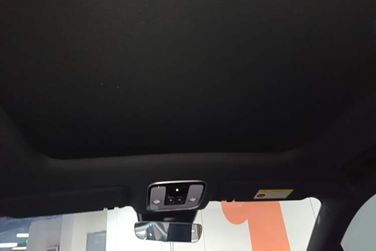 Used Li Auto ONE 2021 Extended-Range 6-Seater Version Headliner