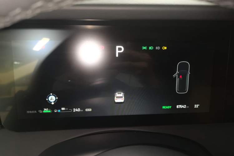 Used Li Auto ONE 2021 Extended-Range 6-Seater Version Instrument Cluster